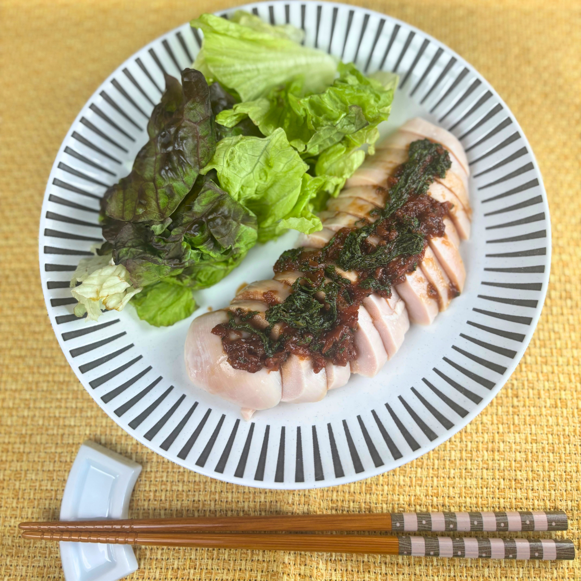 サラダチキンの梅シソがけ